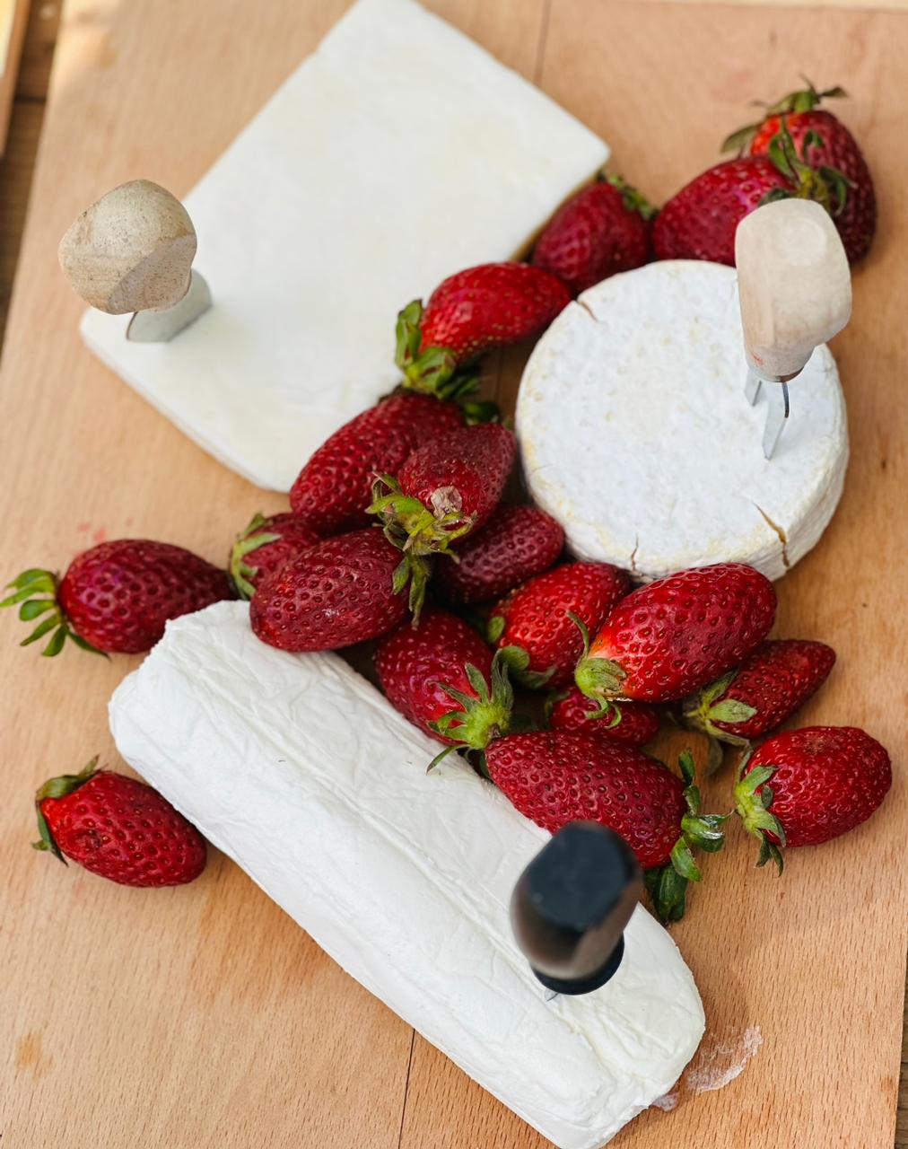 Cheese 2.jpeg__PID:b0604ef9-8612-4d6a-8844-f30a07e17a5a